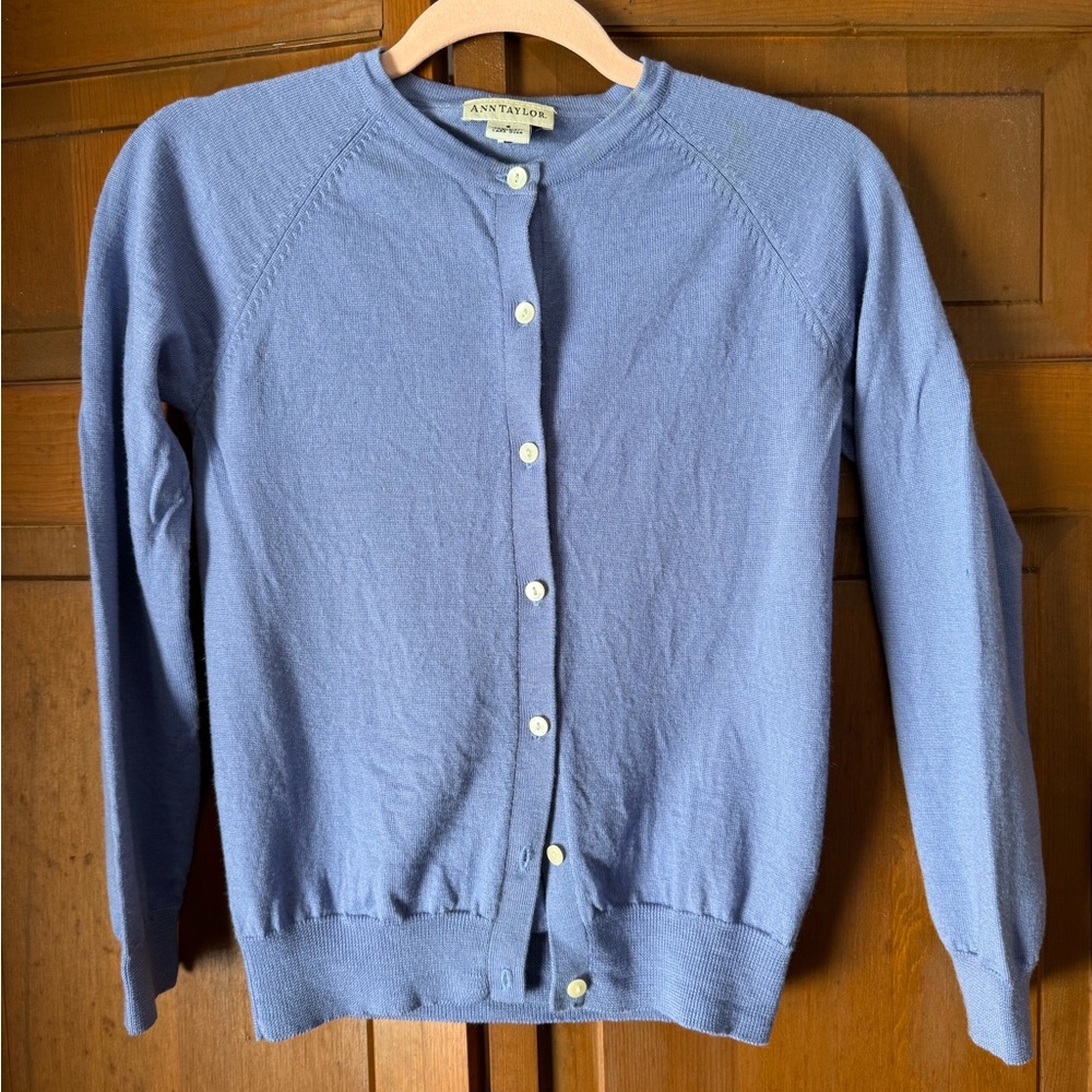ANN TAYLOR 100% WOOL WOMENS CARDIGAN